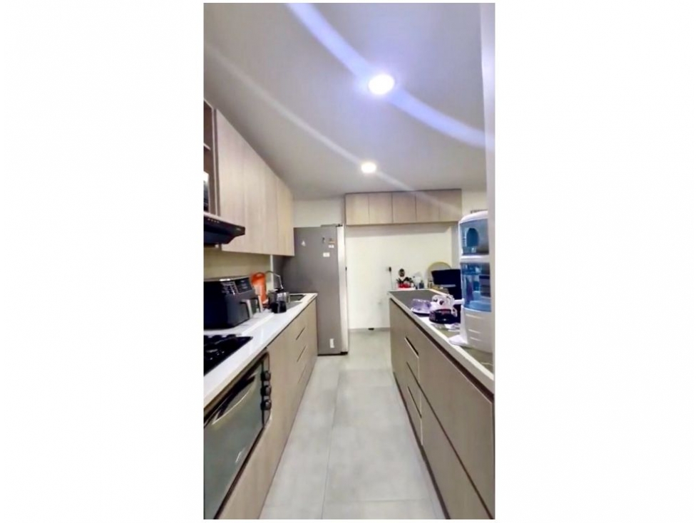 Apartamento en venta en Viviendas Del Sur, Itagüí · foto 3 de 13
