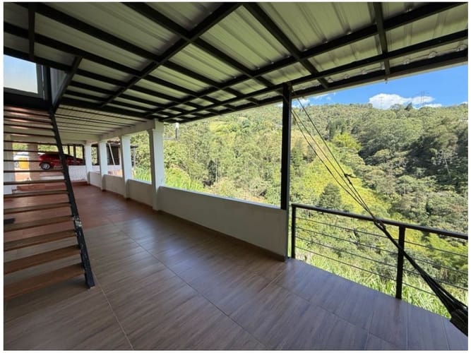 Finca en venta en La Corrala, La Estrella, 180 m² · foto 6 de 16
