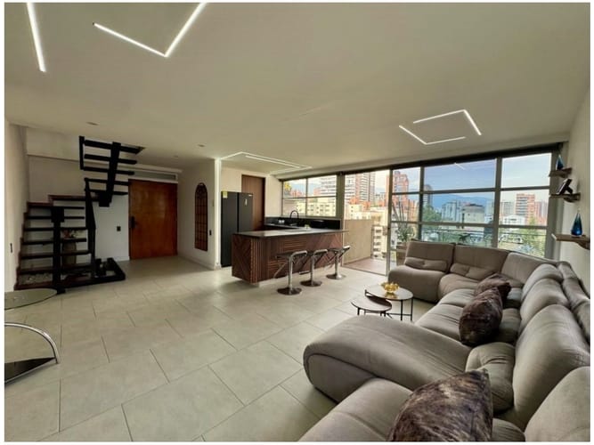 Apartamento de 3 alcobas en venta en La Tomatera, Medellín, 184 m² · foto 2 de 19