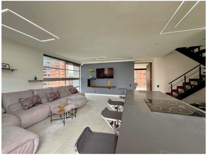 Apartamento de 3 alcobas en venta en La Tomatera, Medellín, 184 m² · foto 7 de 19