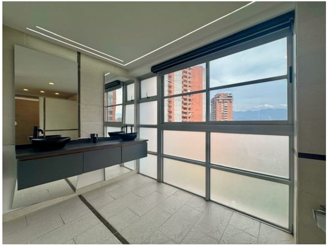 Apartamento de 3 alcobas en venta en La Tomatera, Medellín, 184 m² · foto 11 de 19