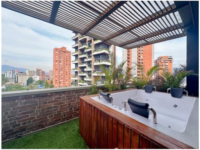 Apartamento de 3 alcobas en venta en La Tomatera, Medellín, 184 m² · foto 16 de 19
