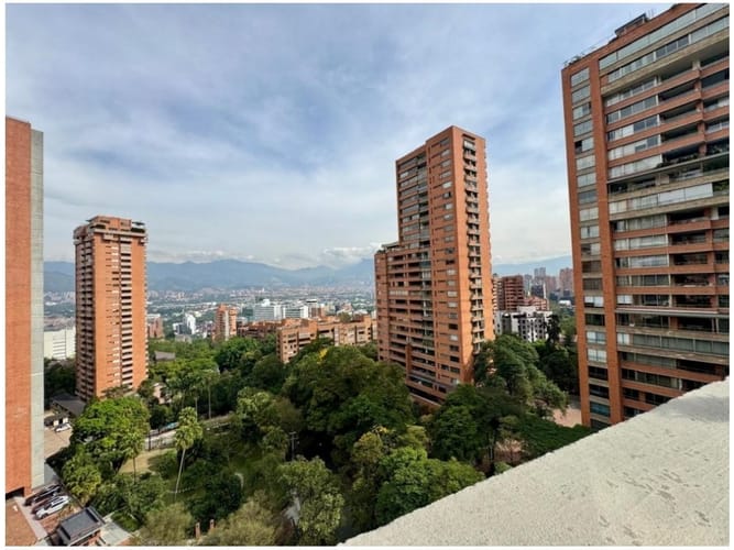 Apartamento de 3 alcobas en venta en La Tomatera, Medellín, 184 m² · foto 18 de 19