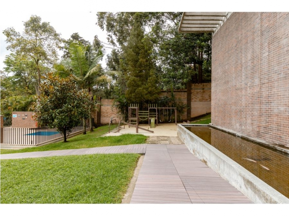 Apartamento en venta en El Poblado, Medellín · foto 21 de 23