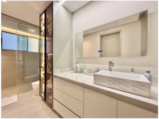 Apartamento de 3 alcobas en venta en El Poblado, Medellín, 311 m² · foto 24 de 24