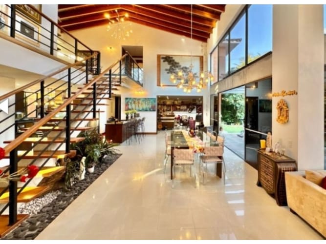 Casa de 5 alcobas en venta en El Retiro, 437 m² · foto 5 de 23
