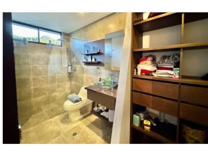 Casa de 5 alcobas en venta en El Retiro, 437 m² · foto 16 de 23