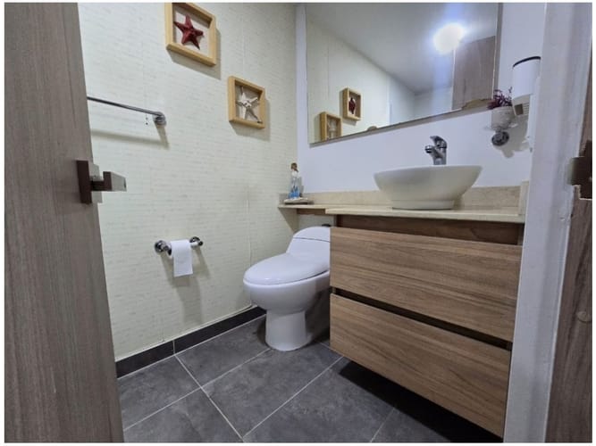 Apartamento de 3 alcobas en venta en Laureles, Medellín, 104 m² · foto 17 de 21