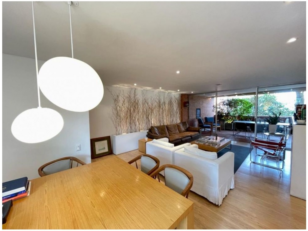 Apartamento en venta en El Poblado, Medellín · foto 3 de 11