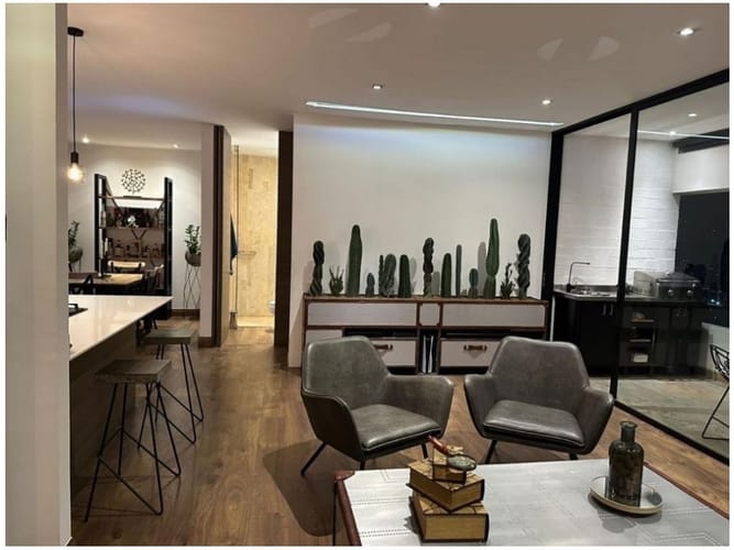 Apartamento de 2 alcobas en venta en El Poblado, Medellín, 118 m² · foto 3 de 18