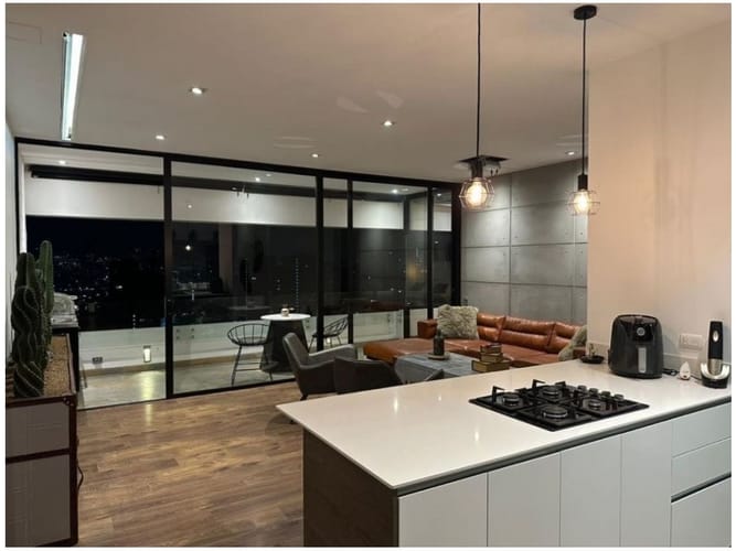 Apartamento de 2 alcobas en venta en El Poblado, Medellín, 118 m² · foto 7 de 18