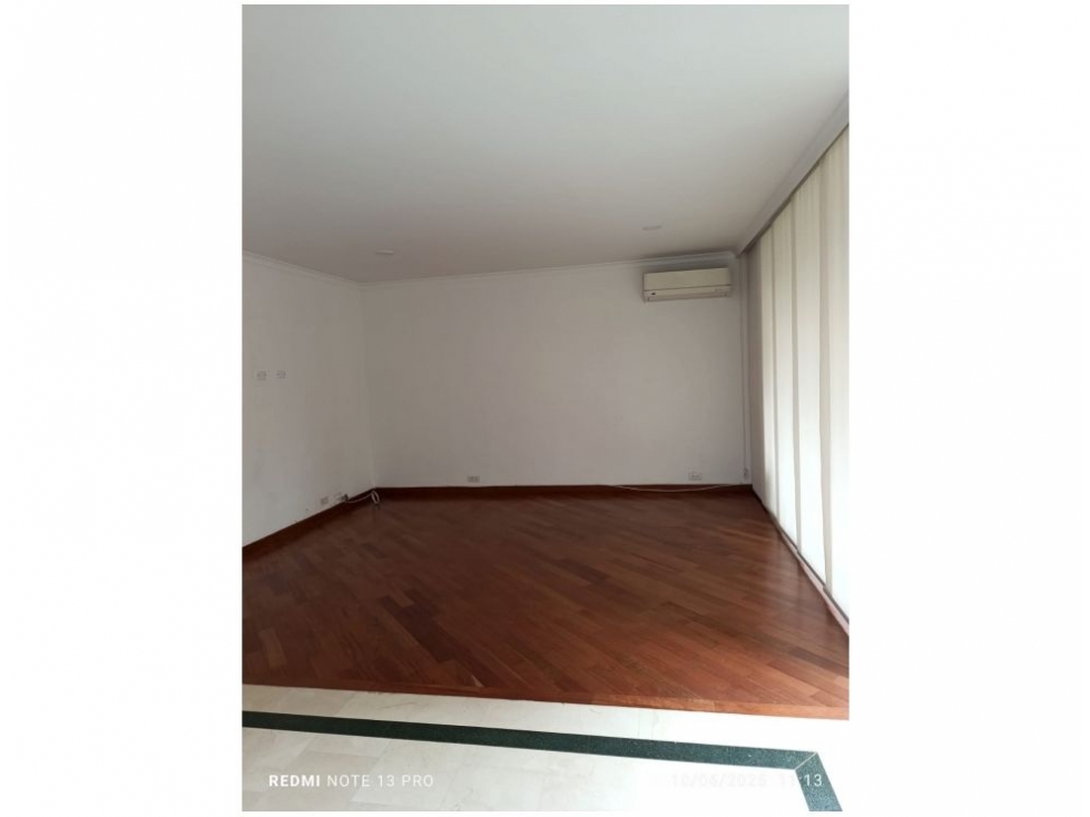 Apartamento en venta en Laureles, Medellín · foto 17 de 24