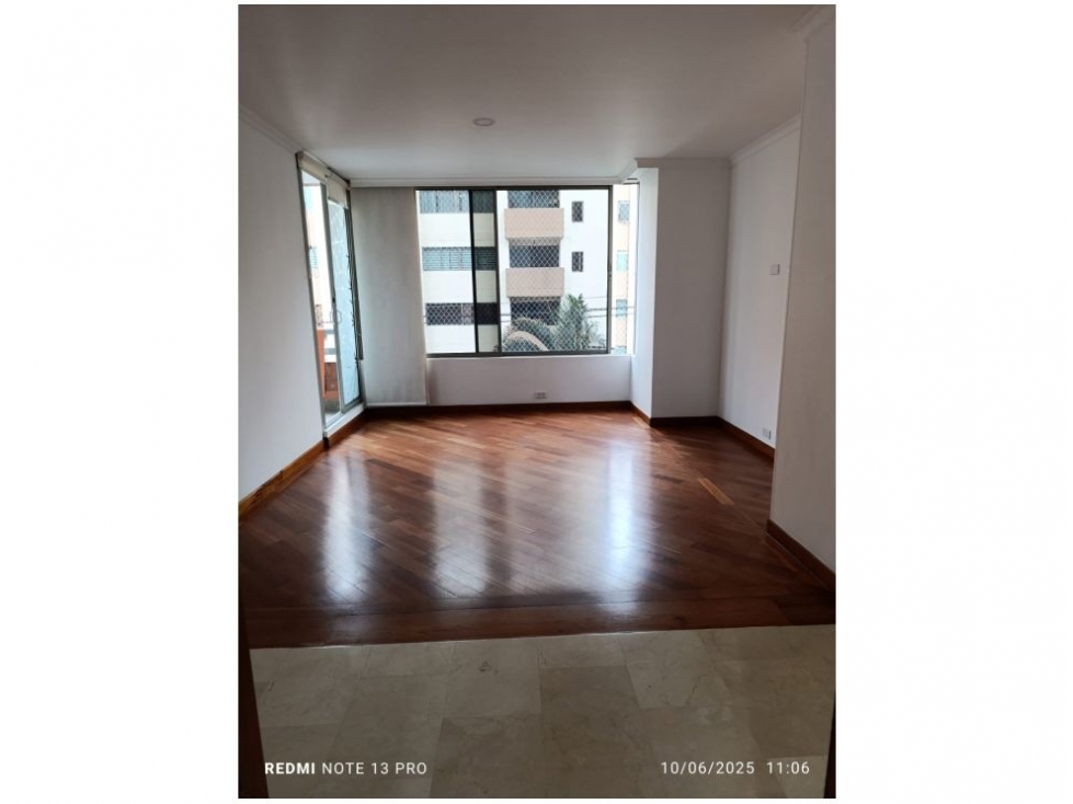 Apartamento en venta en Laureles, Medellín · foto 22 de 24
