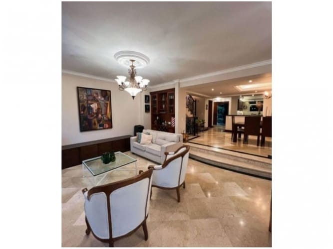 Casa de 4 alcobas en venta en Loma Del Escobero, Envigado, 382 m² · foto 9 de 24