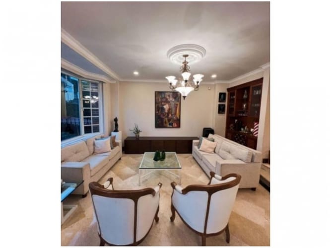 Casa de 4 alcobas en venta en Loma Del Escobero, Envigado, 382 m² · foto 11 de 24