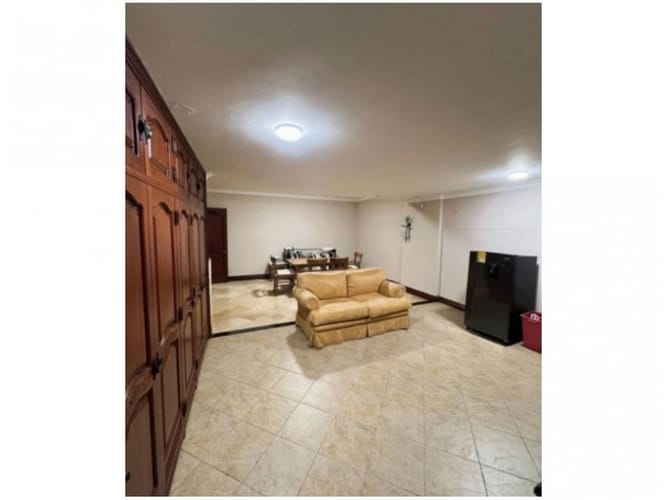 Casa de 4 alcobas en venta en Loma Del Escobero, Envigado, 382 m² · foto 22 de 24
