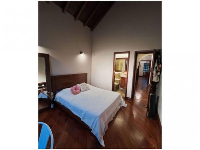 Casa de 4 alcobas en venta en Loma Del Escobero, Envigado, 382 m² · foto 23 de 24