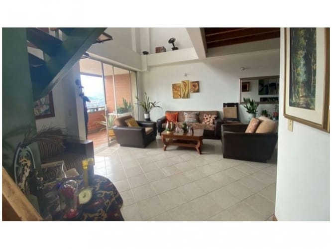 Apartamento de 3 alcobas en venta en Los Balsos, Medellín, 189 m² · foto 4 de 22