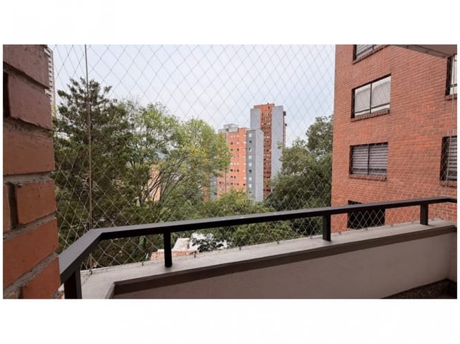 Apartamento de 3 alcobas en venta en La Florida, Medellín, 126 m² · foto 2 de 24