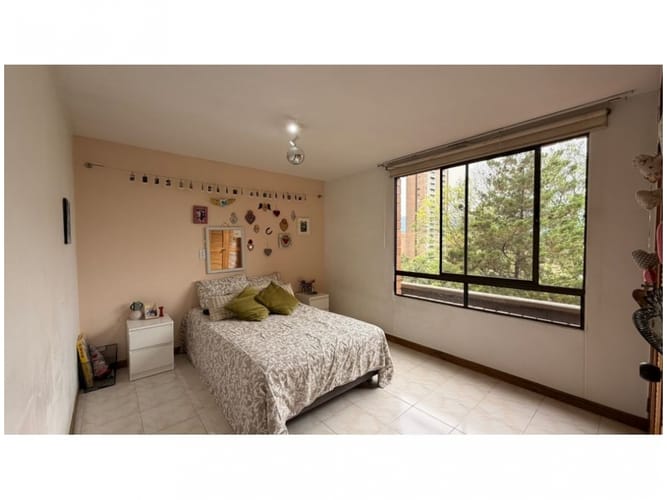 Apartamento de 3 alcobas en venta en La Florida, Medellín, 126 m² · foto 5 de 24