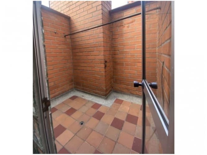 Apartamento de 3 alcobas en venta en Los Balsos, Medellín, 189 m² · foto 16 de 22