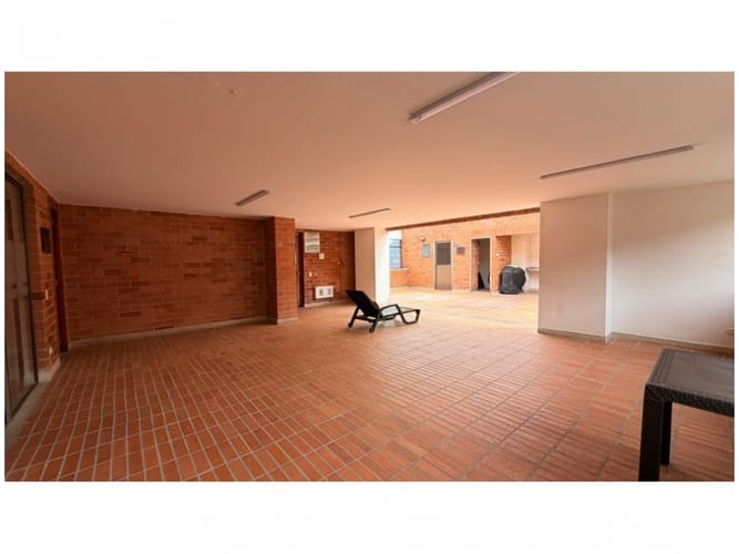 Apartamento de 3 alcobas en venta en La Florida, Medellín, 126 m² · foto 18 de 24
