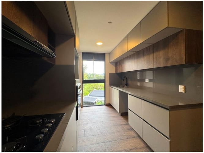 Apartamento de 3 alcobas en venta en Llano Grande, Rionegro, 346 m² · foto 3 de 24
