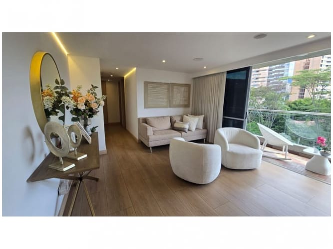 Apartamento en venta en Cumbres, Envigado · foto 2 de 21