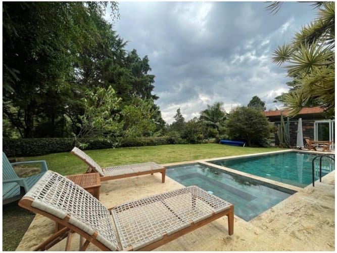 Casa de 4 alcobas en venta en El Poblado, Medellín, 413 m² · foto 3 de 24