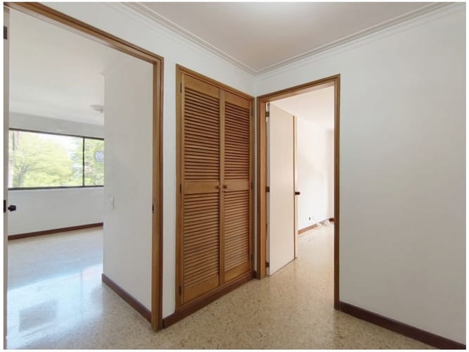 Apartamento de 3 alcobas en venta en El Poblado, Medellín, 138 m² · foto 5 de 21
