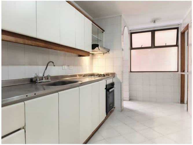 Apartamento de 3 alcobas en venta en El Poblado, Medellín, 138 m² · foto 8 de 21