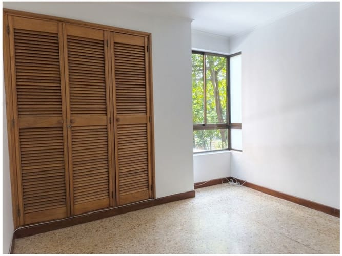 Apartamento de 3 alcobas en venta en El Poblado, Medellín, 138 m² · foto 10 de 21