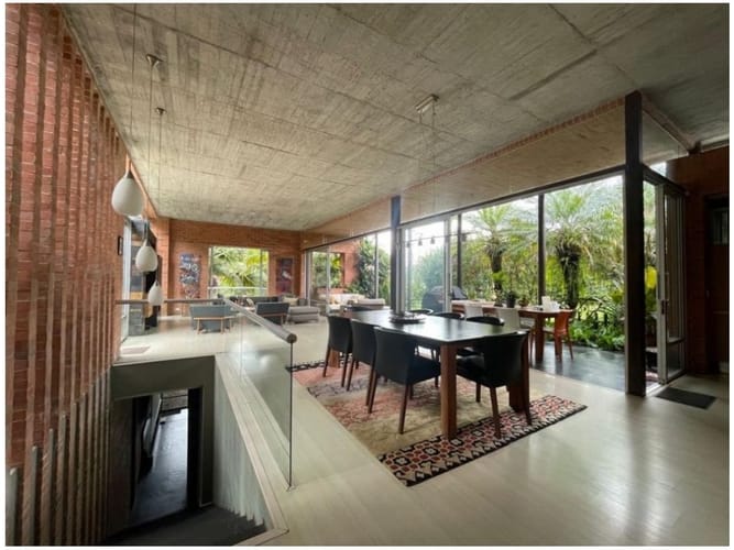 Casa de 4 alcobas en venta en El Poblado, Medellín, 413 m² · foto 23 de 24