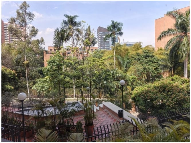 Apartamento de 3 alcobas en venta en El Poblado, Medellín, 138 m² · foto 13 de 21