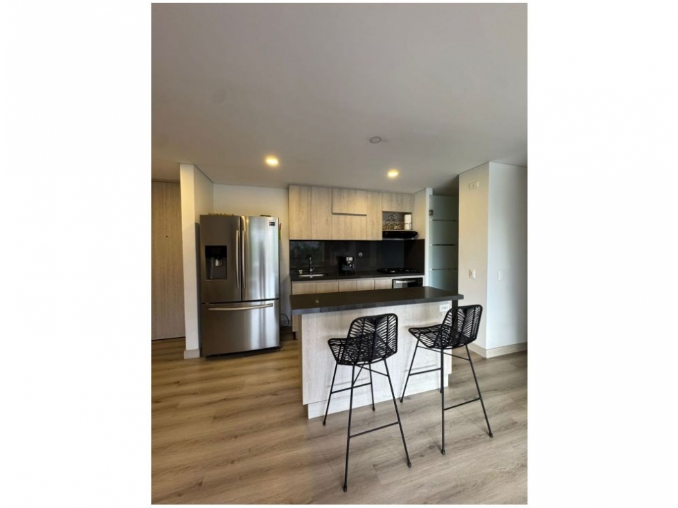 Apartamento en venta en Loma De Las Brujas, Envigado · foto 4 de 18