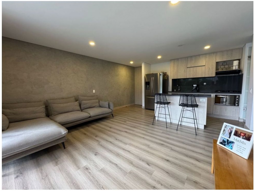 Apartamento en venta en Loma De Las Brujas, Envigado · foto 5 de 18