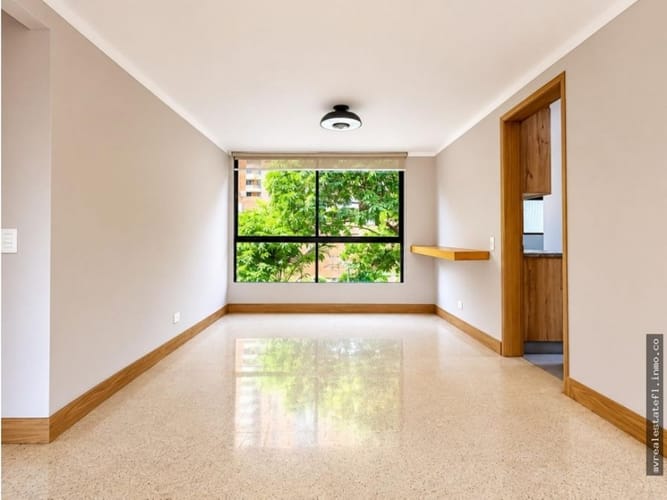 Apartamento de 3 alcobas en venta en El Poblado, Medellín, 140 m² · foto 2 de 11