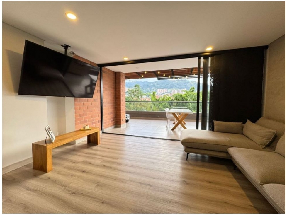 Apartamento en venta en Loma De Las Brujas, Envigado · foto 9 de 18
