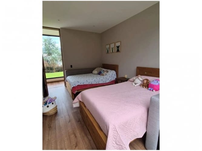 Casa de 3 alcobas en venta en Loma Del Chocho, Envigado, 314 m² · foto 6 de 8