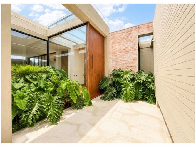 Casa de 3 alcobas en venta en Loma Del Chocho, Envigado, 314 m² · foto 8 de 8