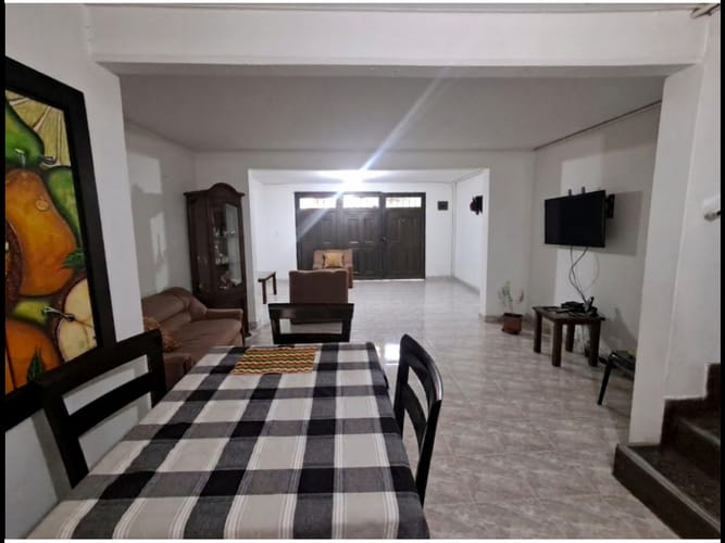 Casa de 4 alcobas en venta en Aliadas Del Sur, Sabaneta, 120 m² · foto 2 de 19