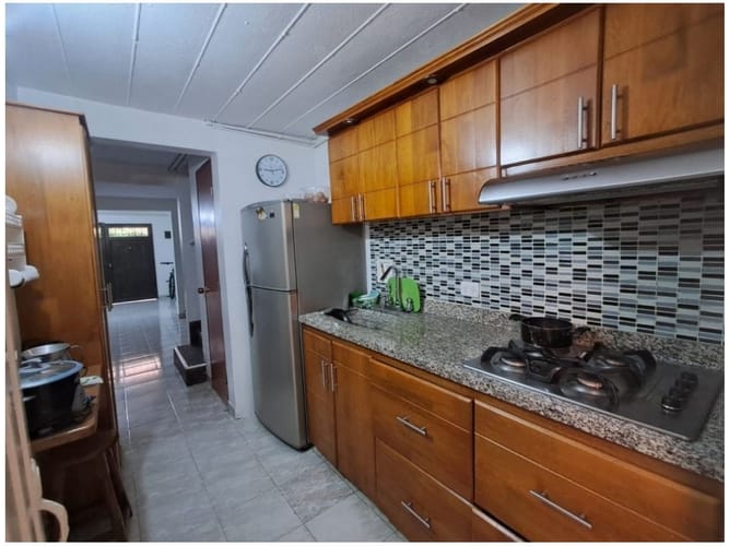 Casa de 4 alcobas en venta en Aliadas Del Sur, Sabaneta, 120 m² · foto 5 de 19