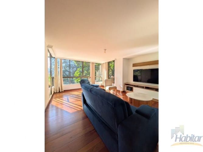 Apartamento de 4 alcobas en venta en Los Balsos, Medellín, 260 m² · foto 5 de 16