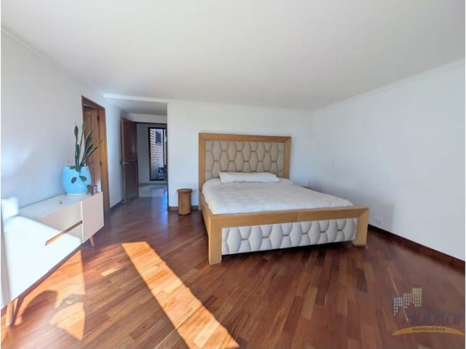 Apartamento de 4 alcobas en venta en Los Balsos, Medellín, 260 m² · foto 10 de 16