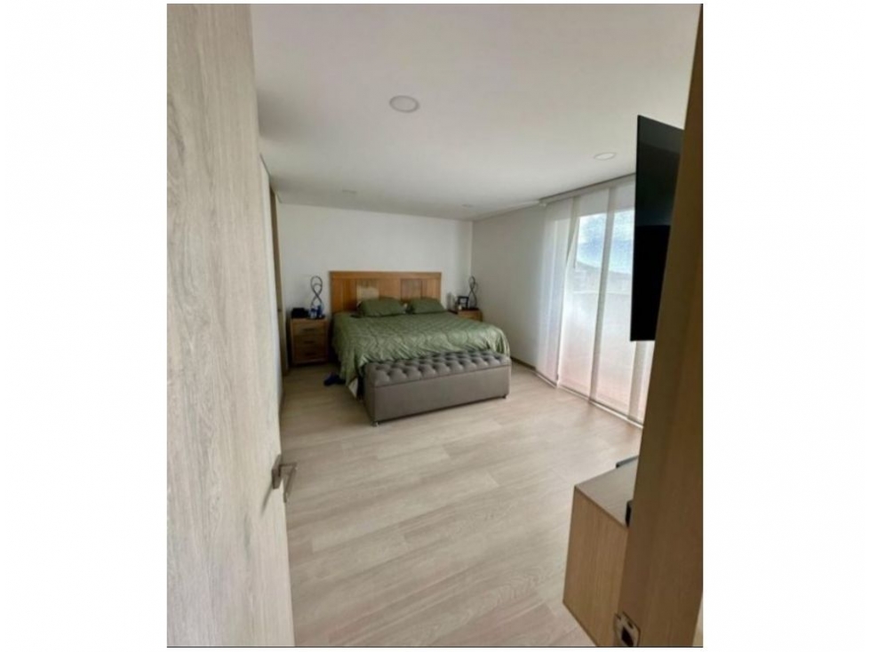 Apartamento en venta en Loma De Las Brujas, Envigado · foto 6 de 11