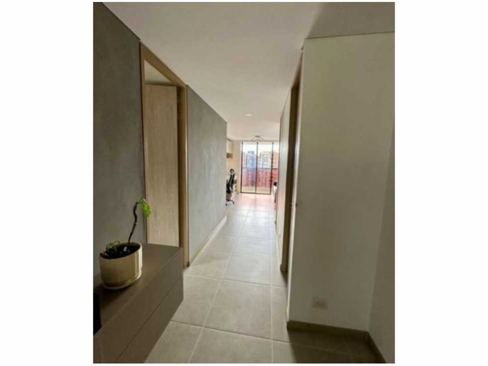 Apartamento en venta en Loma De Las Brujas, Envigado · foto 8 de 11