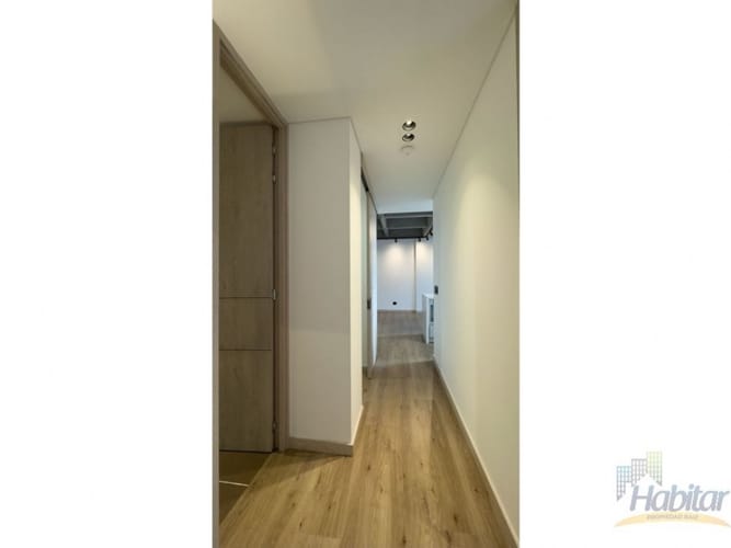 Apartamento en venta en Cumbres, Envigado · foto 3 de 19
