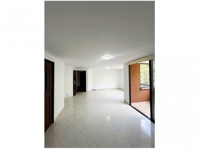 Apartamento de 3 alcobas en venta en Laureles, Medellín, 126 m² · foto 1 de 1