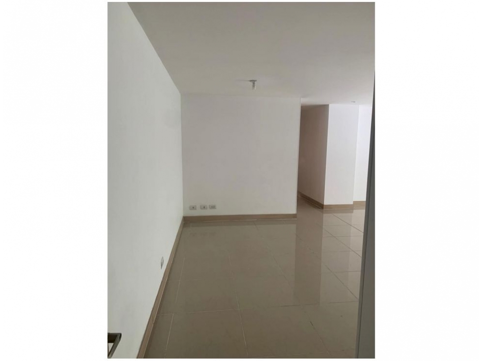 Apartamento en venta en El Poblado, Medellín · foto 2 de 14