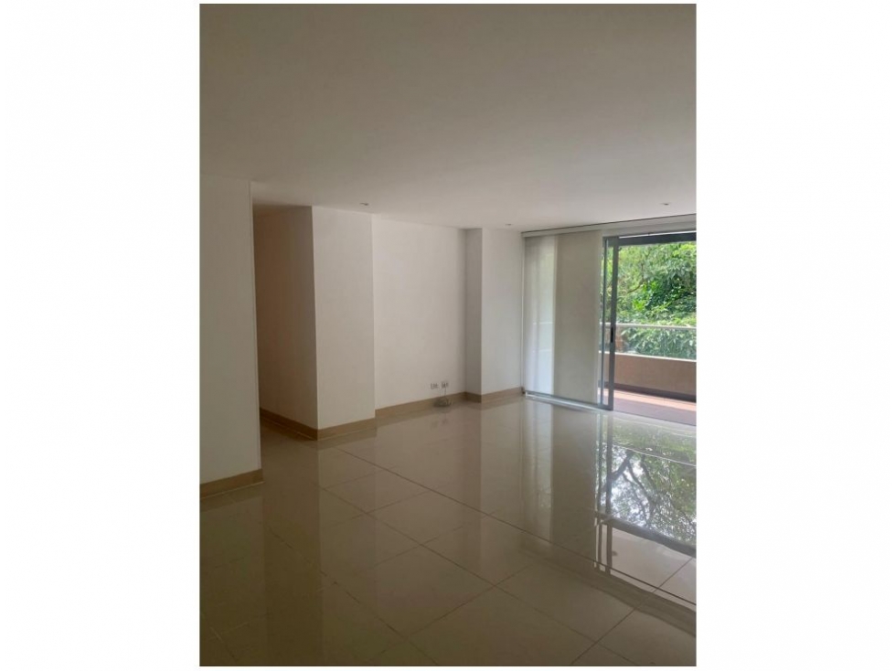Apartamento en venta en El Poblado, Medellín · foto 9 de 14